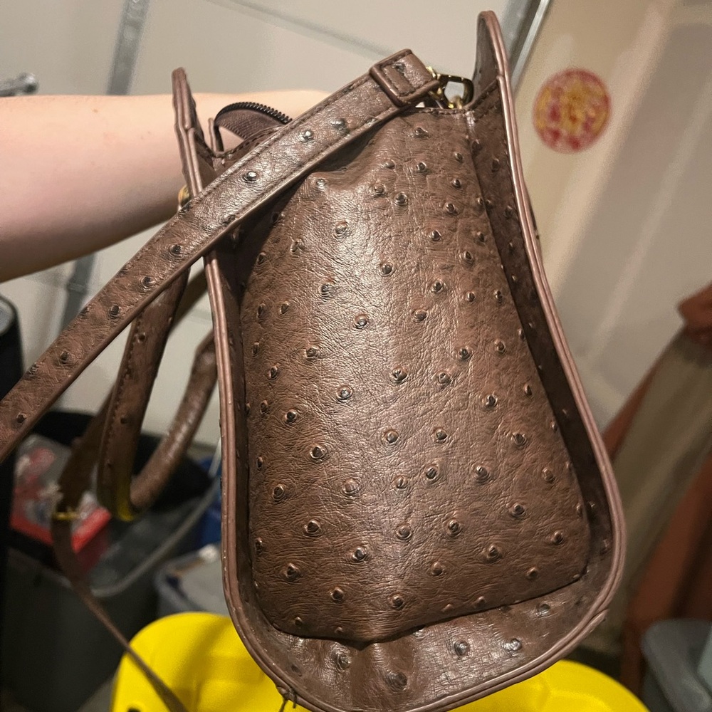 Crossi Stylish Brown Crossbody Bag with Gold Accents - Picture 6 of 7